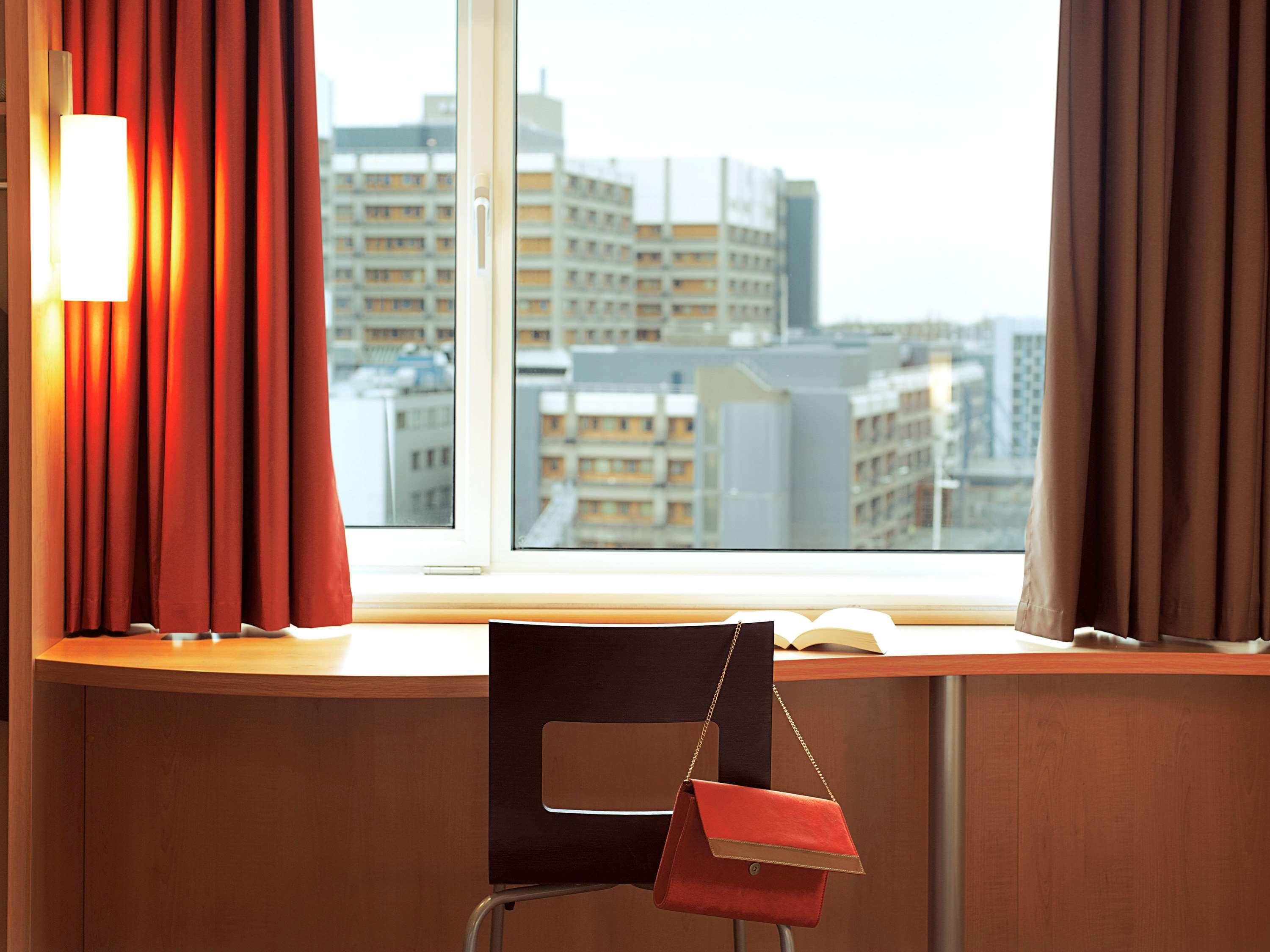 ibis Charleroi Centre Gare Otel Dış mekan fotoğraf